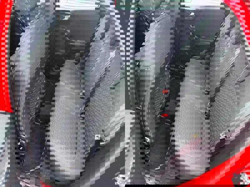 Image Ford PUMA 1.5 120 Titanium Full leds GPS Radar Carplay Sièges chauffants Régul Clim auto  Gtie 1 an 